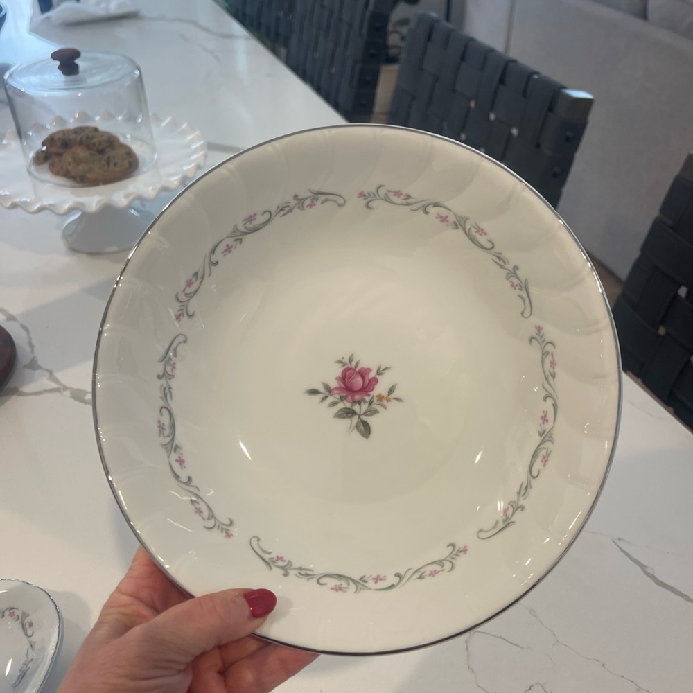 Charming Royal Swirlbowl with Pink and Silver Details and gravy boat with plate